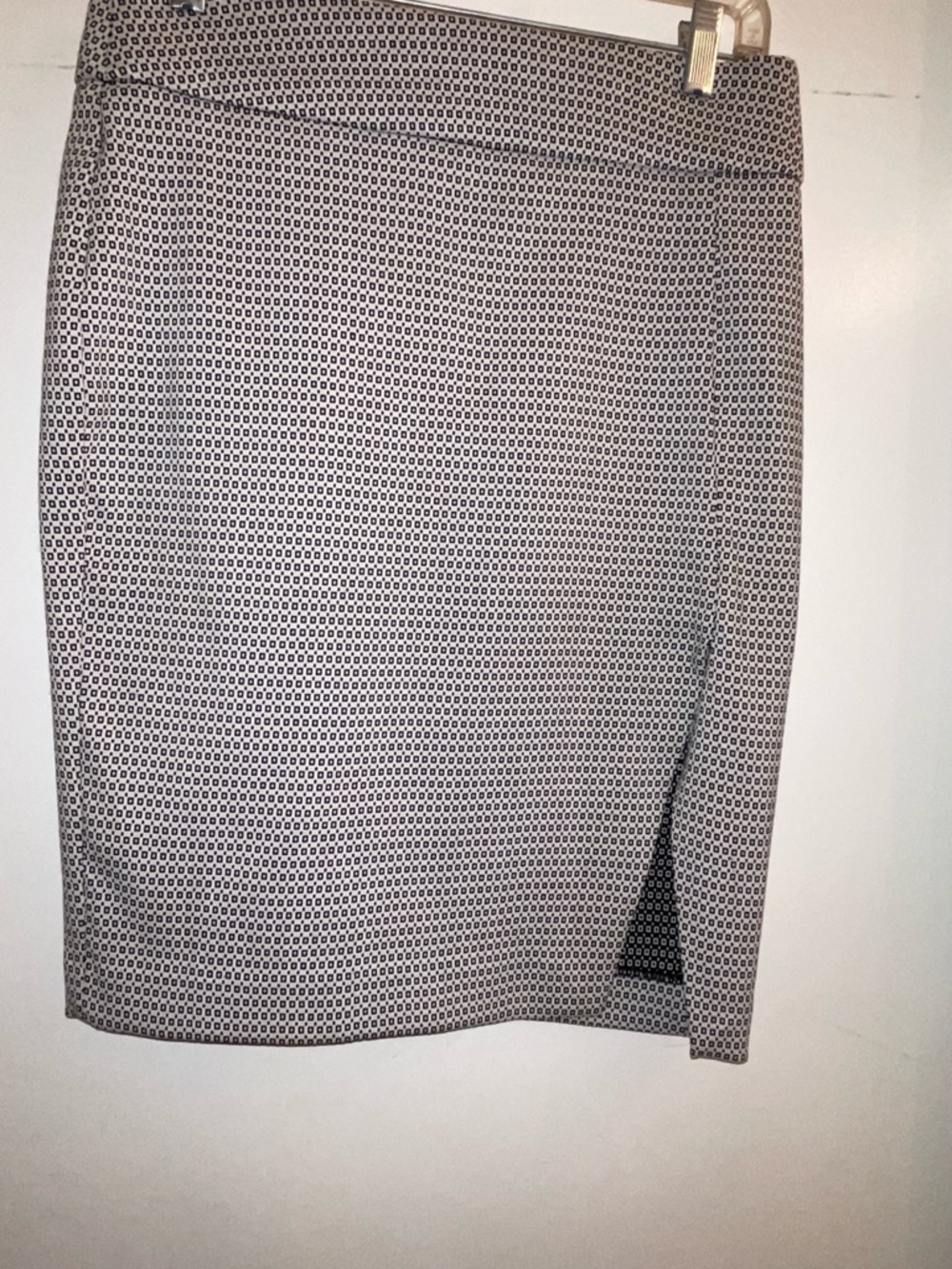 Apt. 9 Black & White Geometric Pencil Skirt
